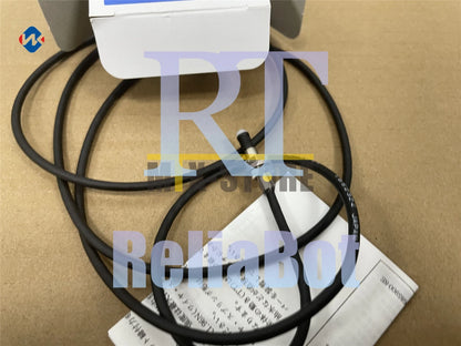 1PCS Omron D5B-5011 D5B5011 Touch Switch In Box