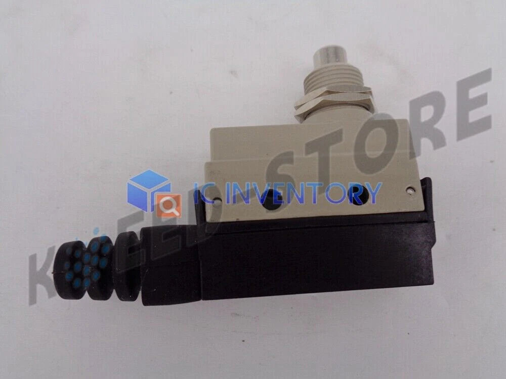 1PCS Omron Limit Switch SHL-D55-01