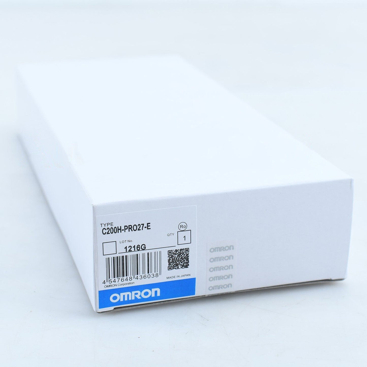 Omron C200HPRO27E module for industrial automation and PLC programming - OMRON