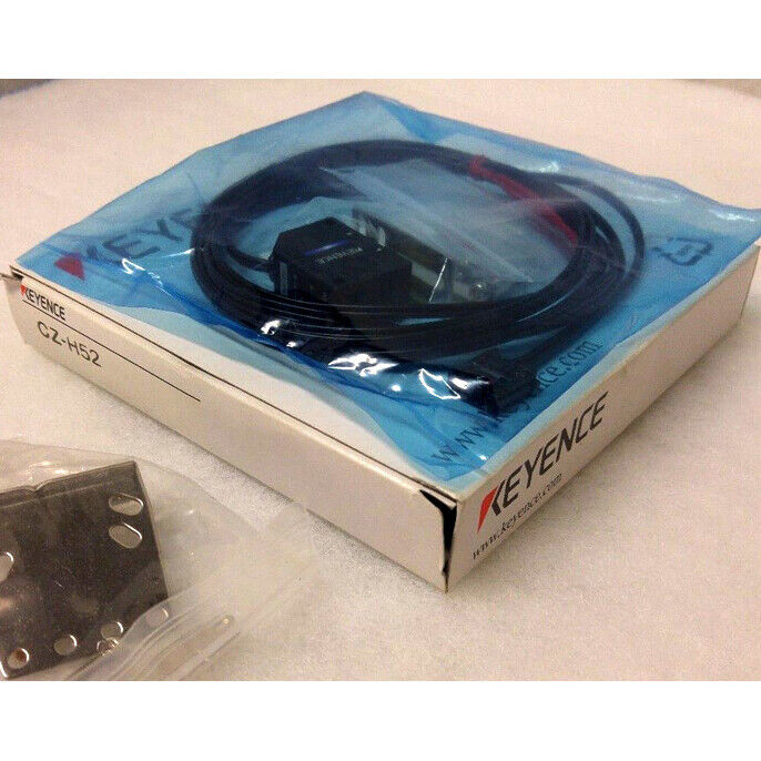 KEYENCE Digital Fiber Sensor CZ-H52 - KEYENCE