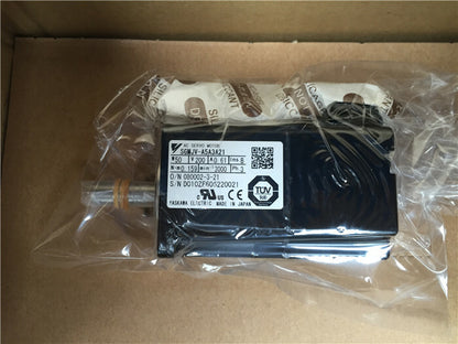 1PC   YASKAWA SERVO MOTOR SGMJV-A5A3A21