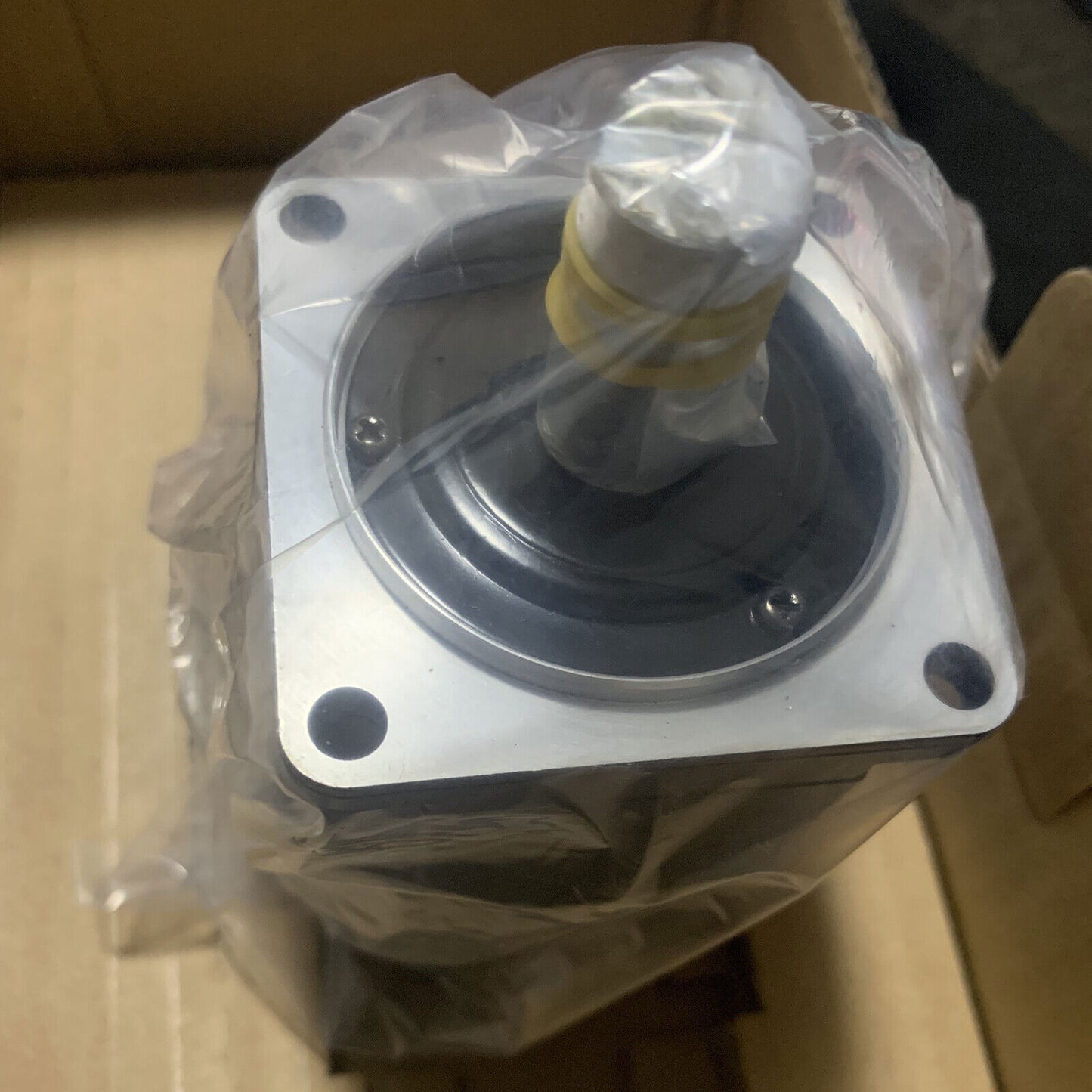 new One Yaskawa SGMAS-C2A2A6C Servo Motor SGMASC2A2A6C ping - YASKAWA