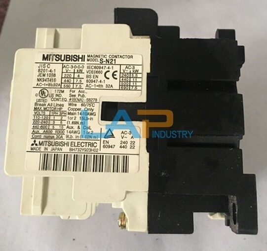 new 1PC  For Mitsubishi Contactor S-N21 S-=N21