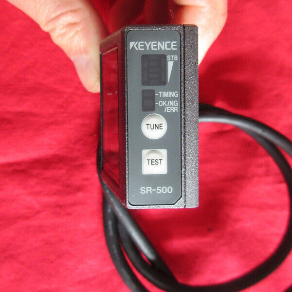 used ONE  KEYENCE Barcode Sensor SR-500 Tested In Good Condition