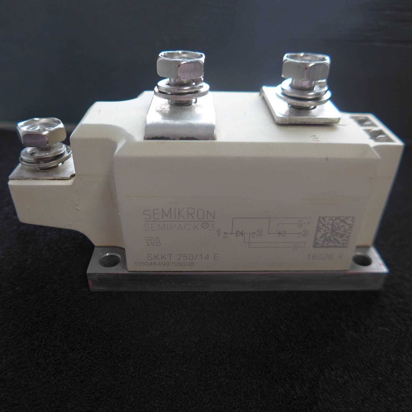 new 1PCS  SKKT250/14E SKKT250-14E SEMIKRON MODULE