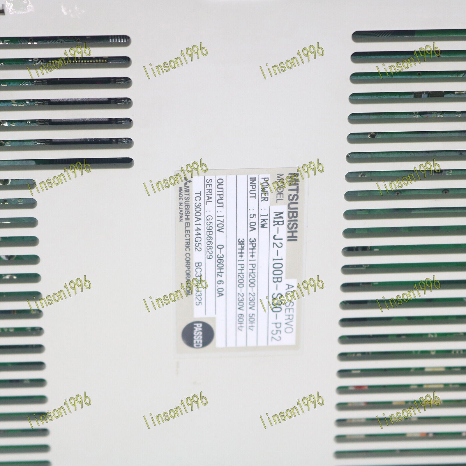 Used Mitsubishi ONE drive MR-J2-100B-S30-P52 in good condition - MITSUBISHI