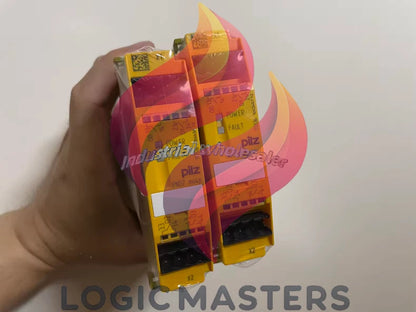 1PCS PILZ PNOZ MO4P 773536 Safety Relay Expansion Module Fast delivery