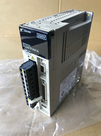 YASKAWA AC SERVO DRIVER SGDS-01A01A SGDS01A01A