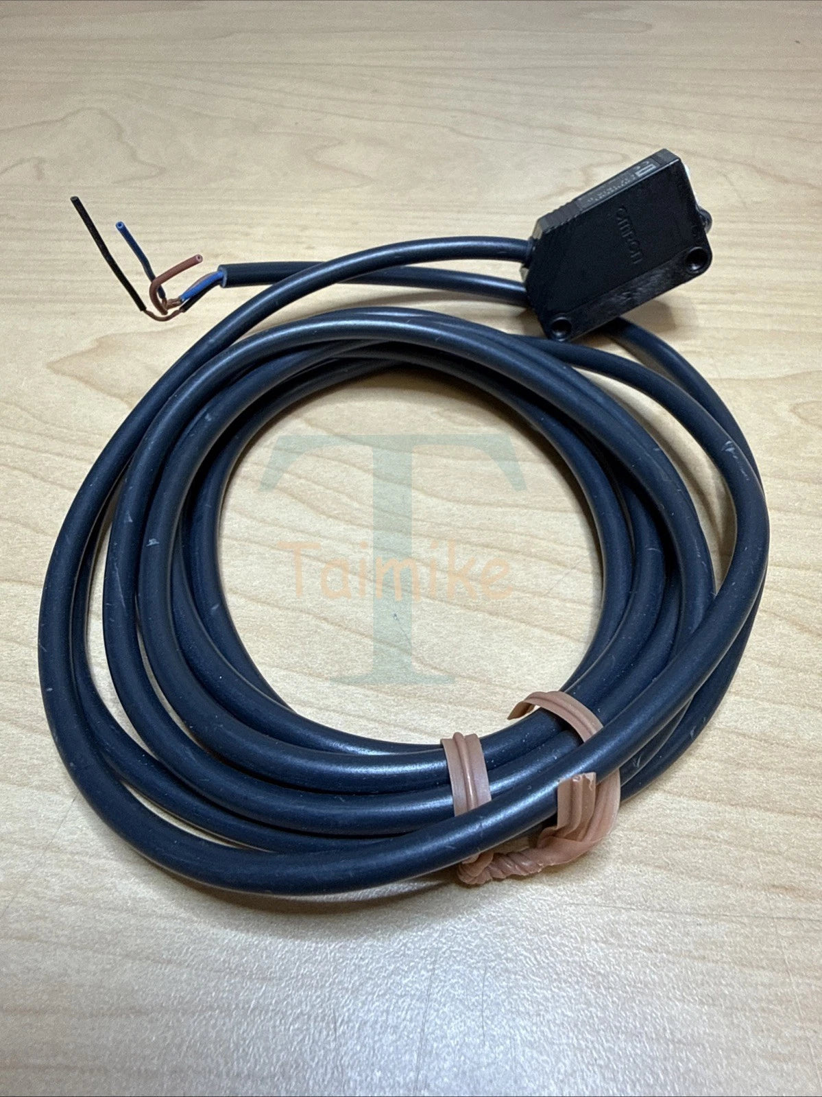 ! Omron E3Z-T61A-D Thru-Beam Photoelectric Sensor
