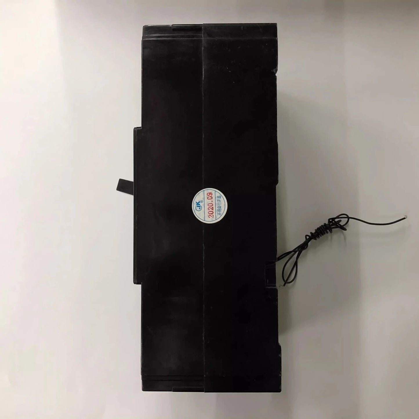 1PCS for TO-400BA/3310 3P 300A Moulded Case Circuit Breaker