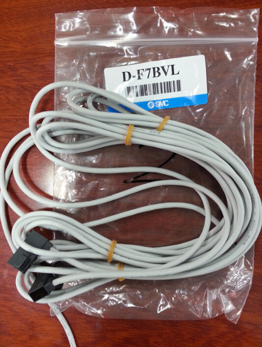 1PC SMC D-F7BVL DF7BVL Magnetic Switch Free Shipping