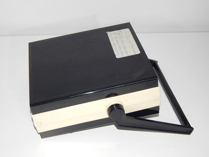 IL1700 Research Radiometer - Used - INTERNATIONAL LIGHT TECHNOLOGIES