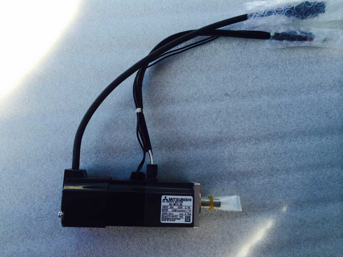 1PC MITSUBISHI AC SERVO MOTOR HC-MFS13B HCMFS13B