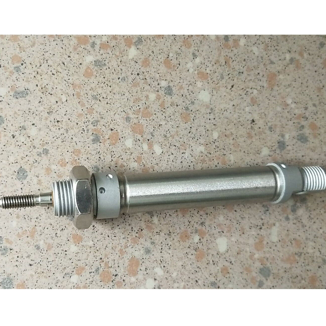 FESTO FESTO DSNU-16-40-PPV-A Cylinder Model 19229 - FESTO
