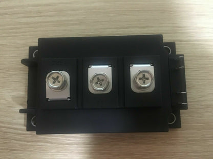 New One Fuji IGBT Module 2MBI300U4D-120 - FUJI