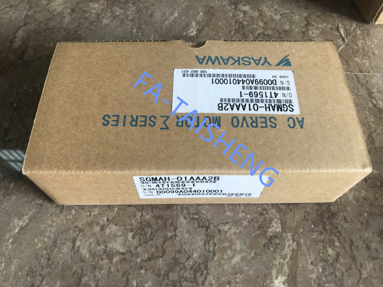 YASKAWA AC SERVO MOTOR SGMAH-01AAA2B SGMAH01AAA2B
