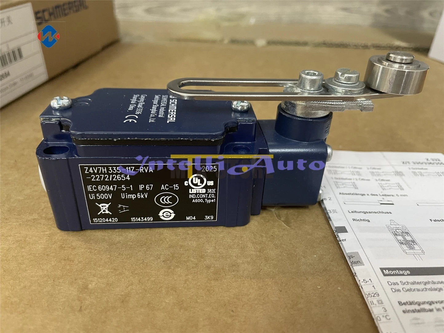 1PCS SCHMERSAL limit switch Z4V7H335-11z-RVA-2272/2654