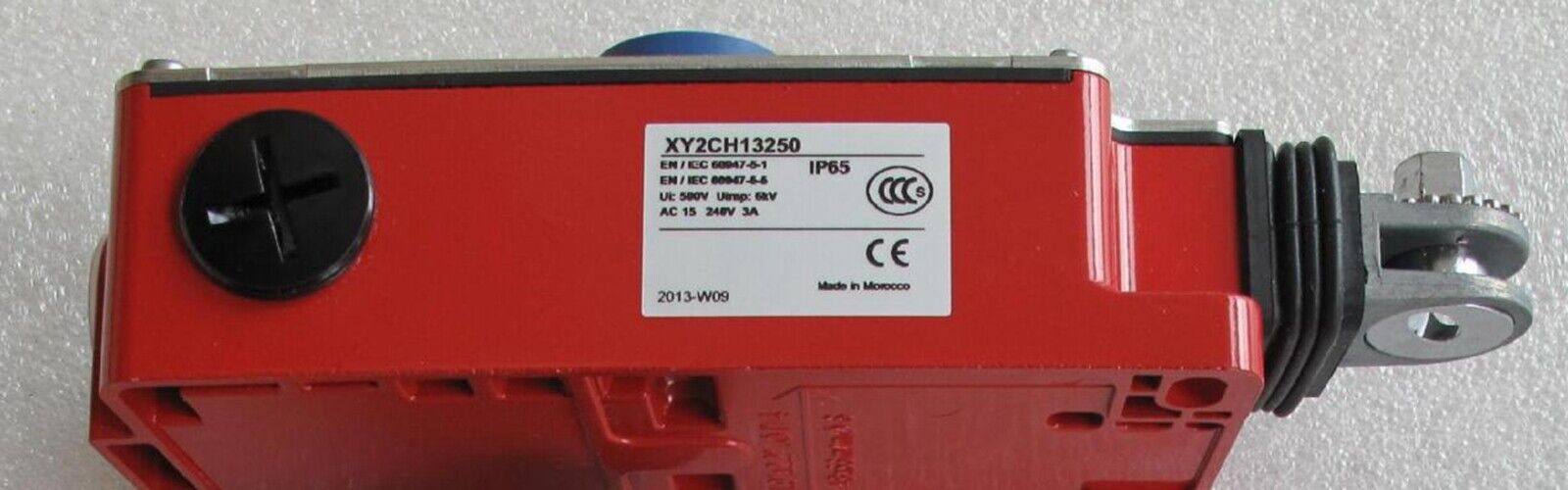 Emergency Stop Rope Pull Safety Limit Switch XY2CH13250 - SCHNEIDER