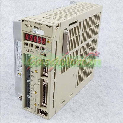 1PC Yaskawa Servo Drive SGDH-10AE