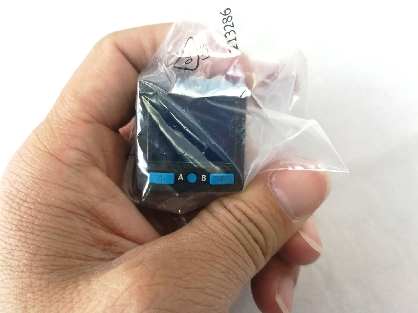1pc Festo 8035537 Pressure Sensor SPAN-B2R-R18M-PNLK-PNVBA-L1 8035537