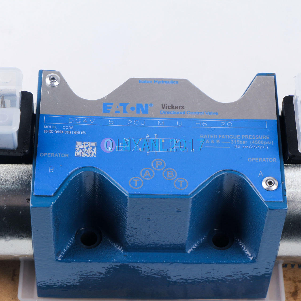 new DG4V-5-2CJ-M-U-H6-20 Eaton VICKERS valve DG4V-5-2CJ-M-U-H6-20 DG4V52CJMUH620 - EATON