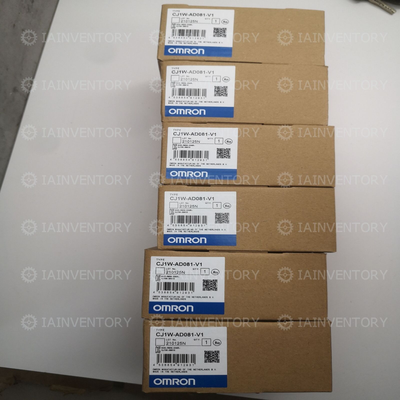 Omron CJ1W-AD081-V1 - OMRON