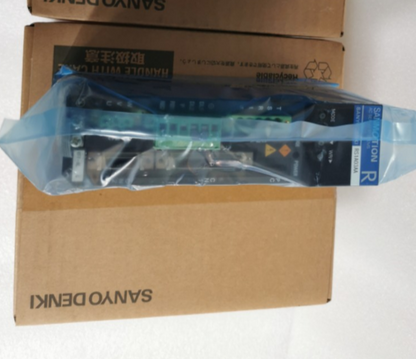 SANYO DENKI AC SERVO DRIVER RS1A01AAW