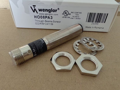 1PCS  Wenglor HO08PA3 Reflex-Sensor