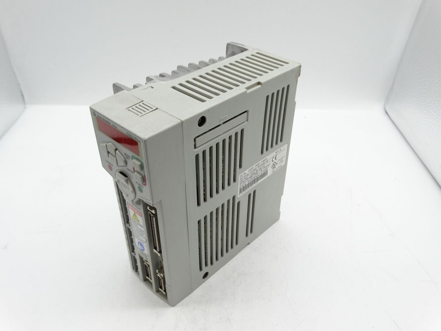 Allen Bradley SERVO DRIVE 2003-CSD3-04BX2 - ALLEN BRADLEY