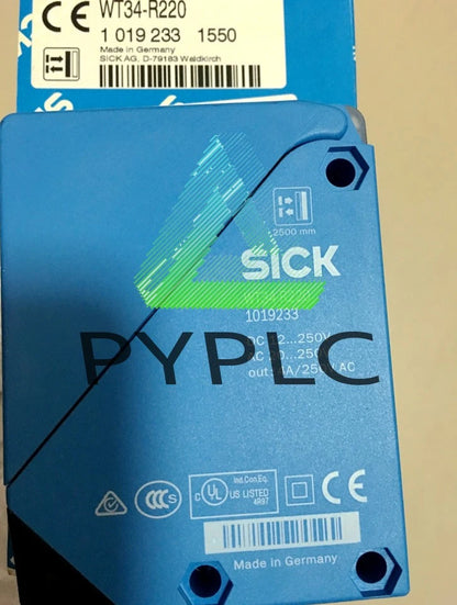 SICK WT34-R220 Photoelectric Sensor One WT34R220