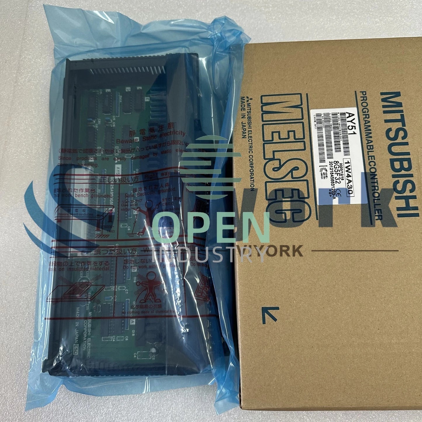 1PCS Mitsubishi AY51 PROGRAMMABLE CONTROLLER OUTPUT MODULE