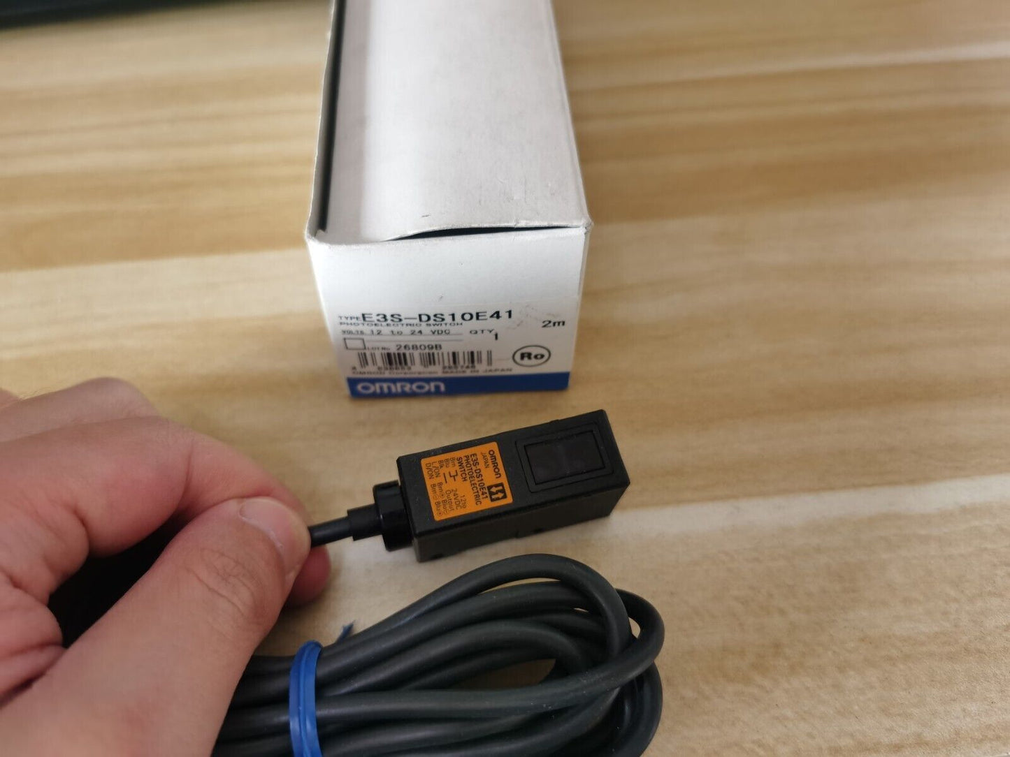 1PC Omron E3S-DS10E41 E3S-DS10E41 Photo Sensor Free Ship