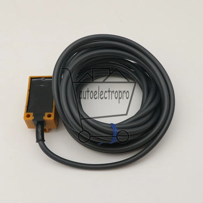 1PCS Omron TL-N12MD1 5M Proximity Switch Free Shipping