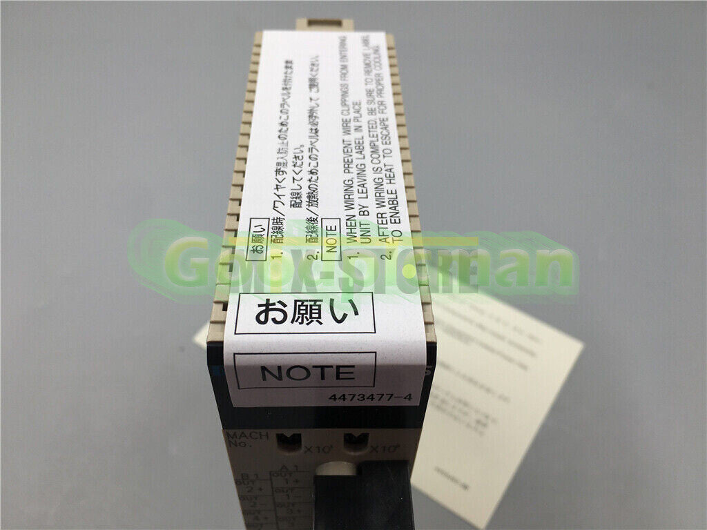Omron A/D D/A Unit CS1W-MAD44 CS1WMAD44 1Pcs/