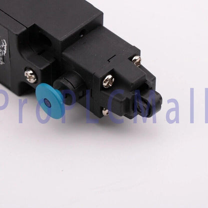 OMRON D4N-2B32R Limit Switch D4N2B32R Free Shipping 1PCS