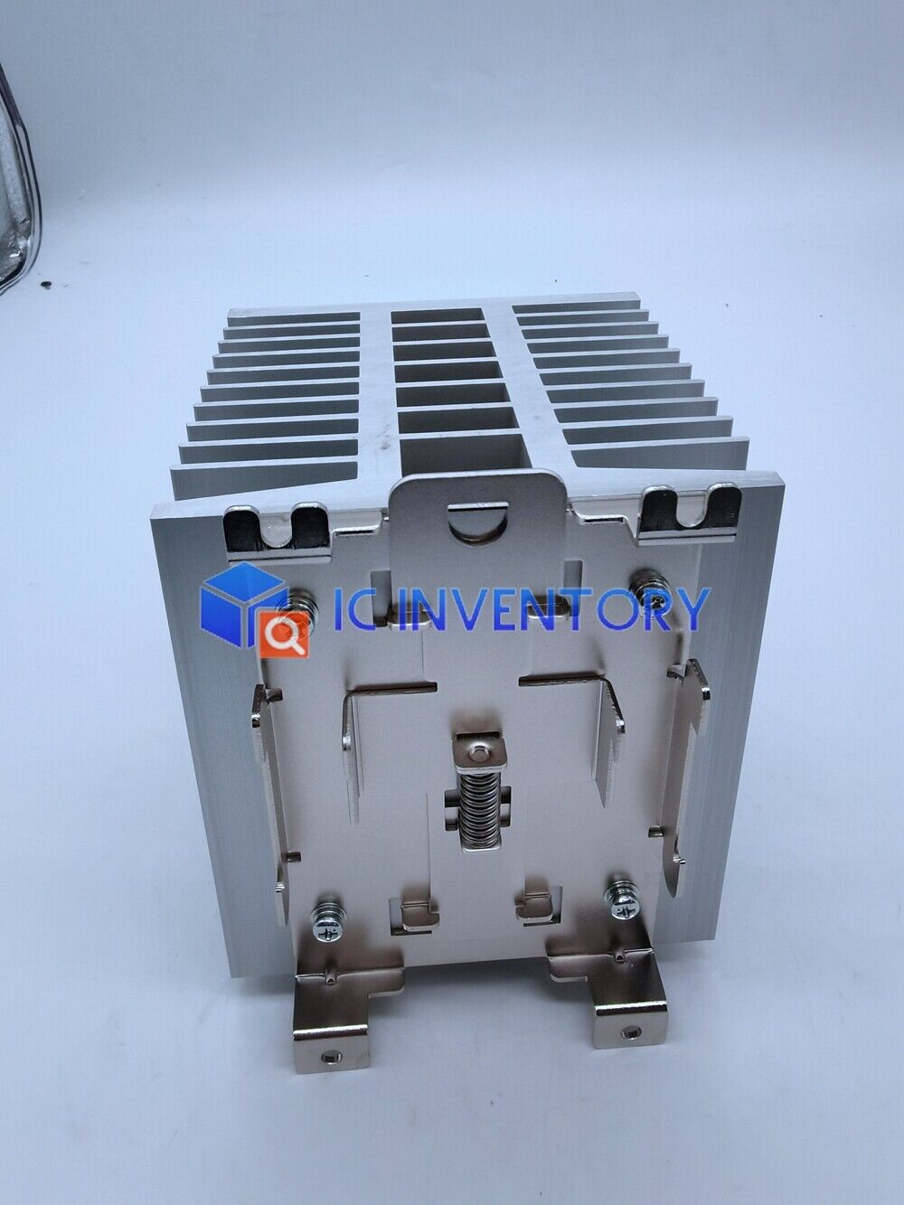new 1PCS OMRON G3PE-545B-3N Solid State Relays - OMRON