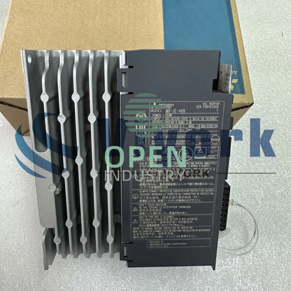1PCS Mitsubishi MR-JE-40B SERVO AMPLIFIER 400W 200V SSCNETIII/H