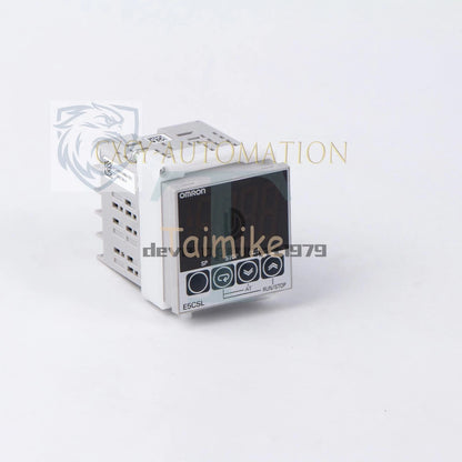 One Omron Temperature Controller E5CSL-QTC 100-240VAC