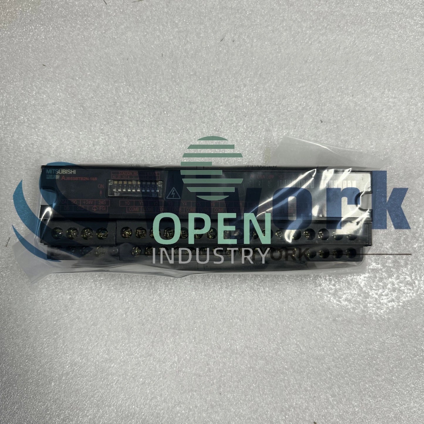 1PCS Mitsubishi AJ65SBTB2N-16R PLC MODULE