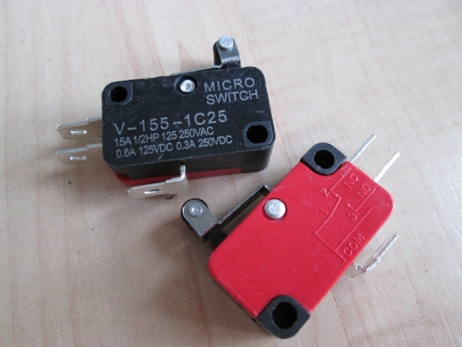 new 2pcs Micro Limit Switch V-155-1C25 Roller Lever 15A 125/250VAC - KOEED
