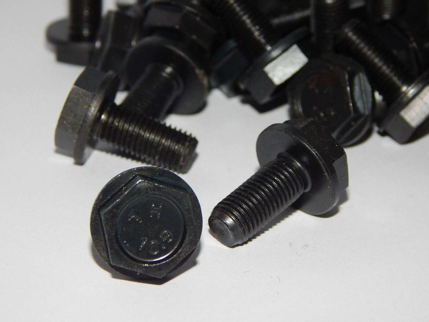 100PCS M8 10.9 Hex Head Bolts M8x1x18 Black Crank - PREMIUM PARTS STORE