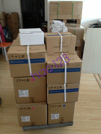 new Inverter FUJI FRN0030C2S-4C 15KW 3P 380V 50/60HZ 30A