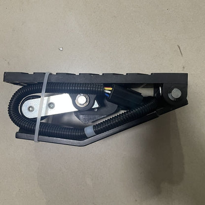 1PC FOR  Gas pedal gas pedal sensor 1525711702002 1525311703002 1425311780102