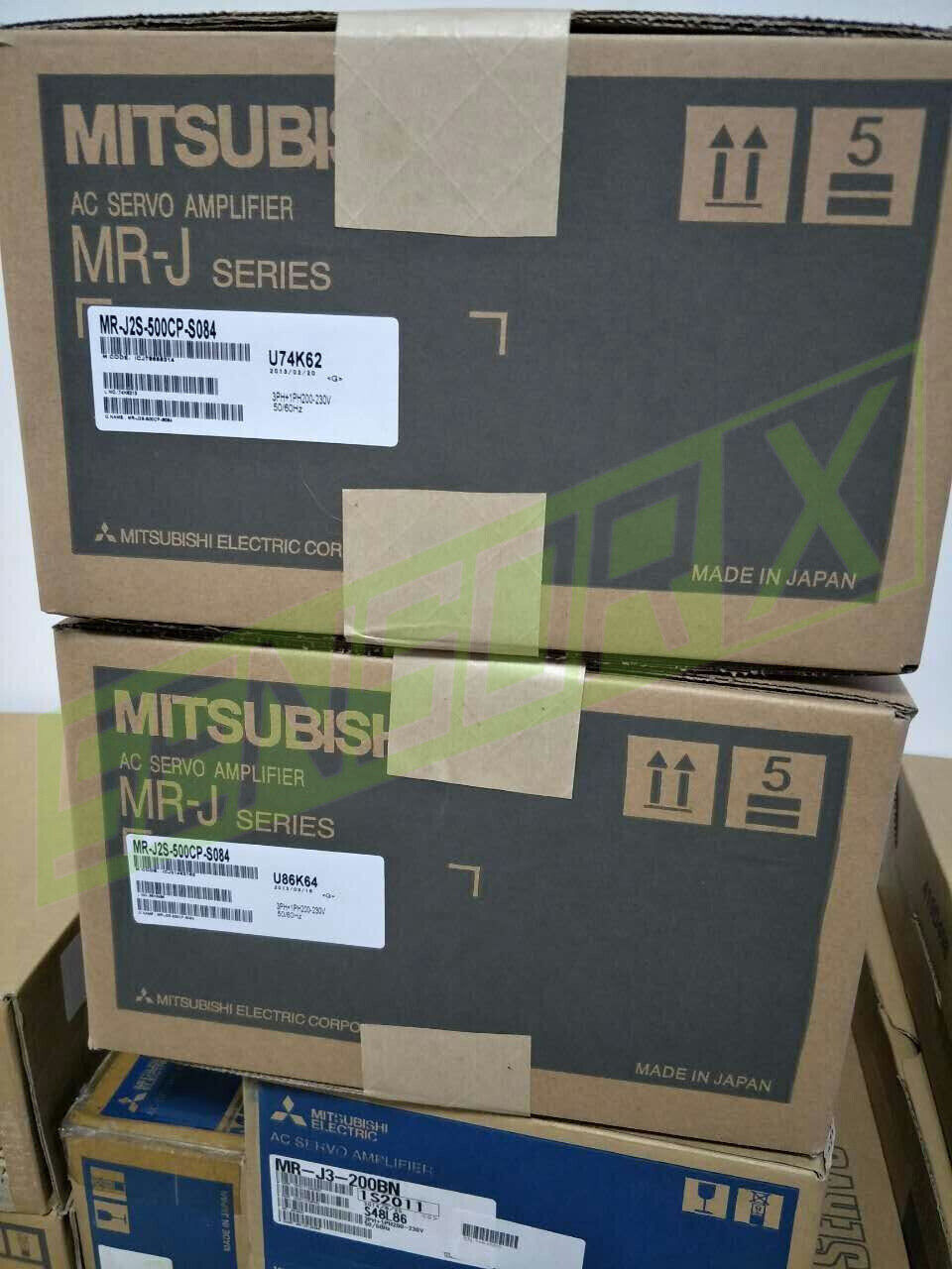new MITSUBISHI AC SERVO DRIVER MR-J2S-500CP-S084 1PCS - MITSUBISHI