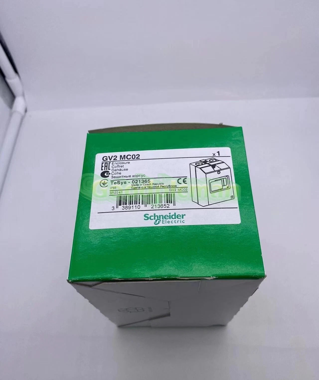 GV2 MC02 1PCS Unopened Schneider GV2MC02 Fast delivery