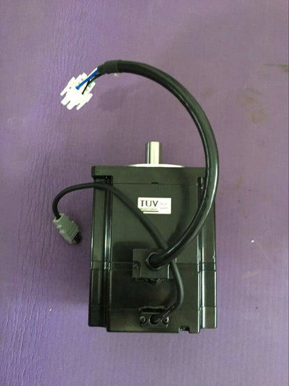 YASKAWA SGMPH15AAA61 SERVO MOTOR WITH MODEL NUMBER - YASKAWA