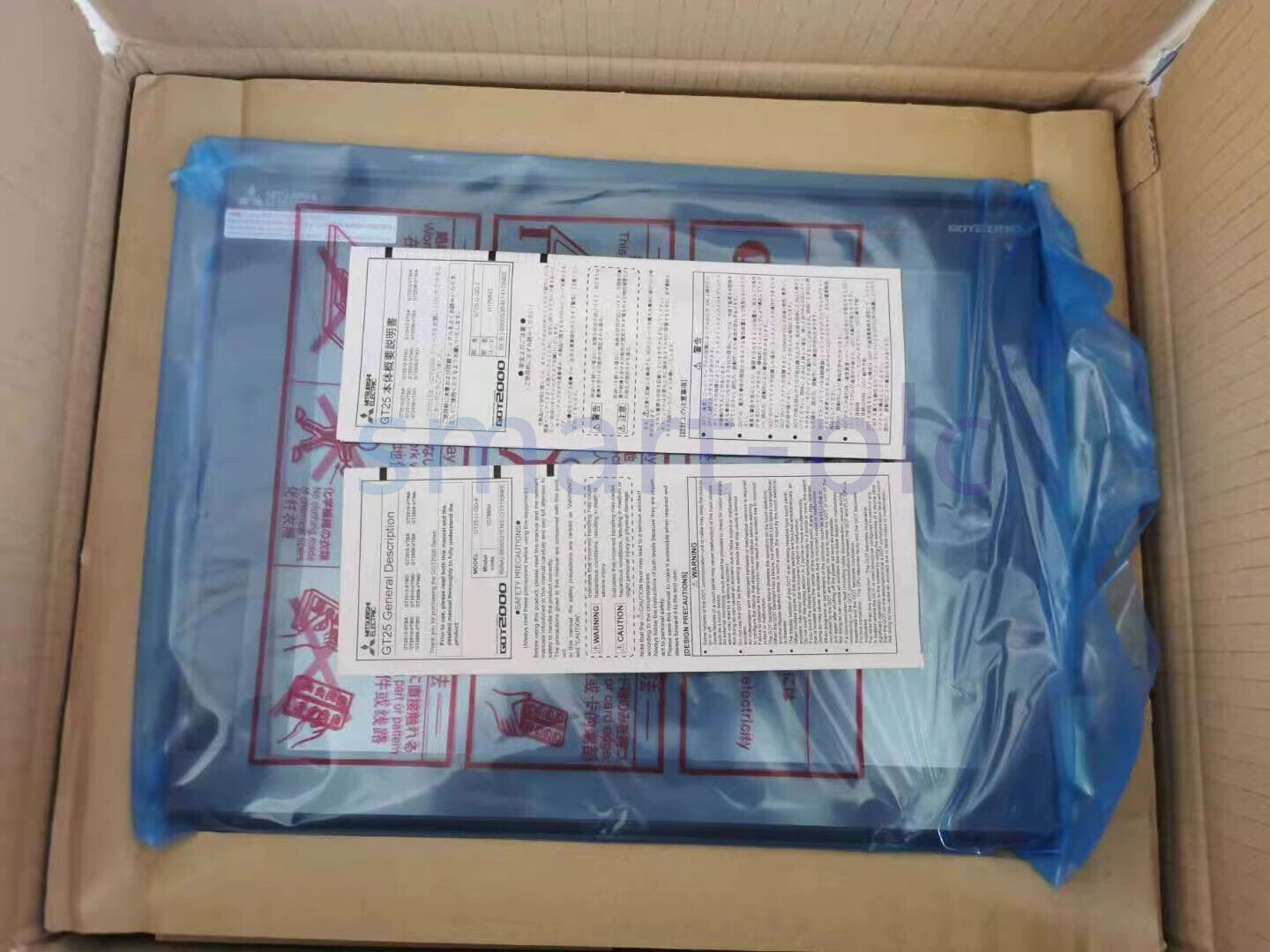 new MITSUBISHI HMI GT1675M-STBA Touch Panel 1PCS - MITSUBISHI
