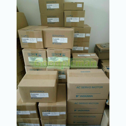 1PC YASKAWA SGM-01A312 Servo Motor SGM01A312 #