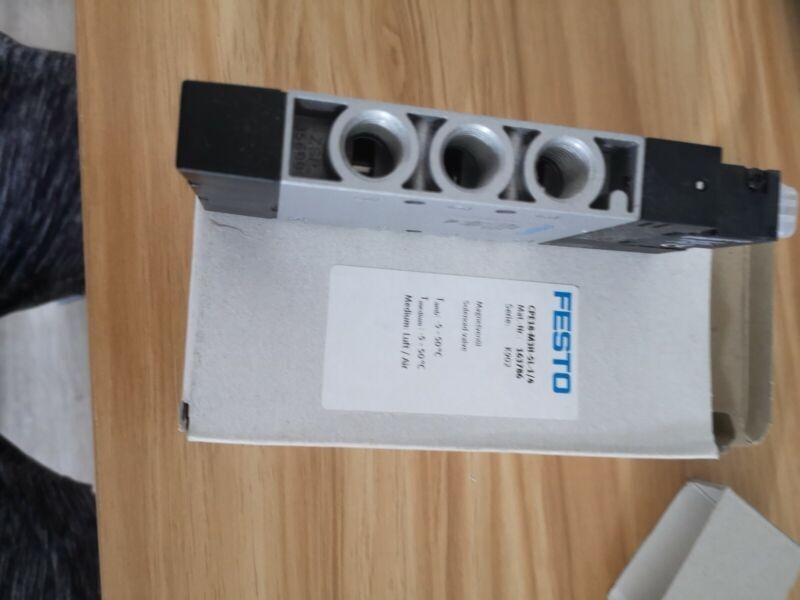 1PC Festo CPE18-M3H-5L-1/4 163786 Solenoid Valve In Box Free Shipping