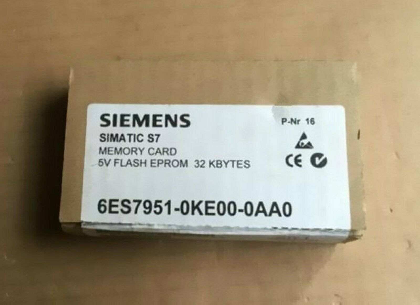 new  Siemens 6ES7951-0KE00-0AA0 6ES7 951-0KE00-0AA0 One year